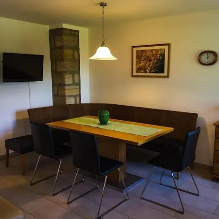 Sandsteinland Apartment *